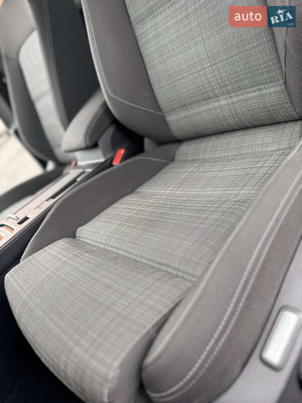 Универсал Volkswagen Passat 2021 в Трускавце фото 73 Универсал Volkswagen Passat 2021 в Трускавце