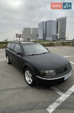 Универсал Volkswagen Passat 1998 в Киеве
