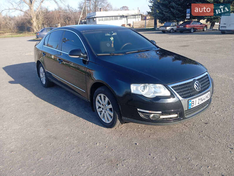 Седан Volkswagen Passat 2008 в Миргороде