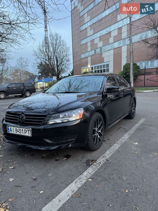 Седан Volkswagen Passat 2013 в Одессе