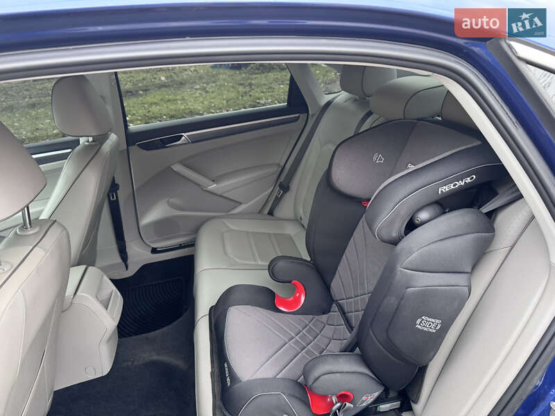 Седан Volkswagen Passat 2016 в Киеве фото 7 Седан Volkswagen Passat 2016 в Киеве