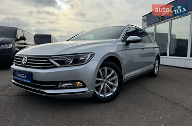 Универсал Volkswagen Passat 2018 в Киеве