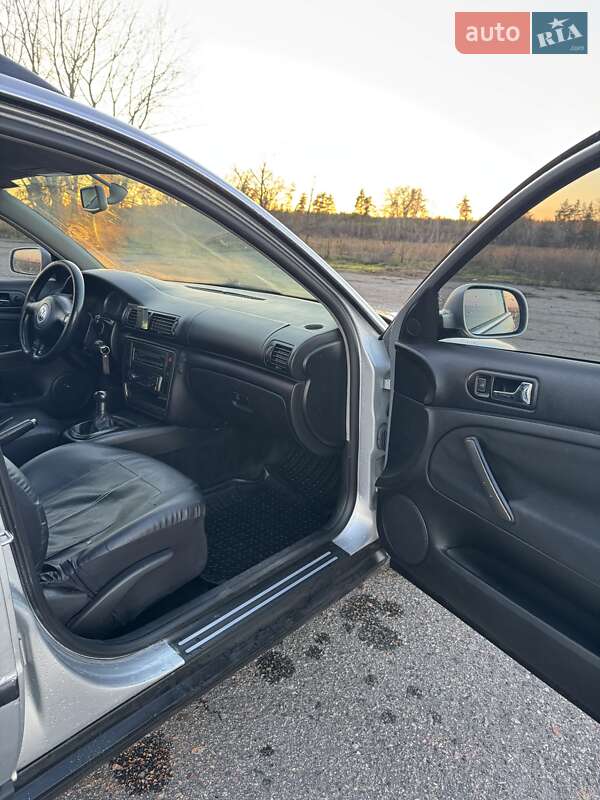 Универсал Volkswagen Passat 2002 в Котельве