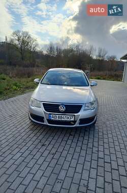 Седан Volkswagen Passat 2005 в Жмеринке