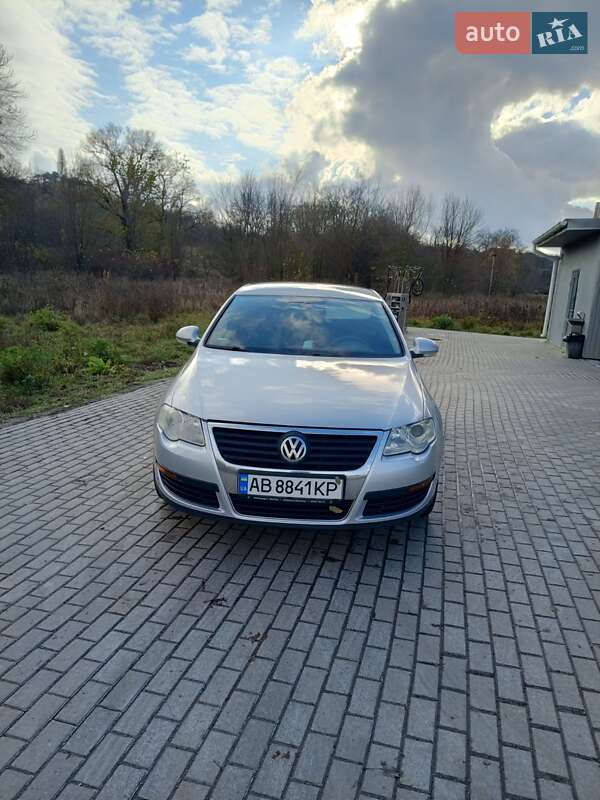 Седан Volkswagen Passat 2005 в Жмеринке