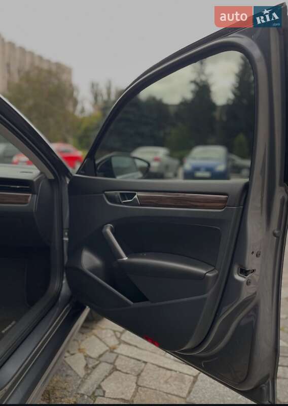 Седан Volkswagen Passat 2021 в Кременчуге