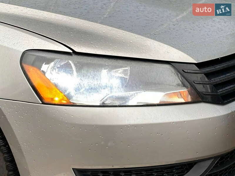 Седан Volkswagen Passat 2013 в Киеве фото 4 Седан Volkswagen Passat 2013 в Киеве