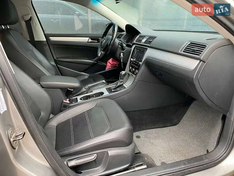 Седан Volkswagen Passat 2013 в Киеве фото 22 Седан Volkswagen Passat 2013 в Киеве