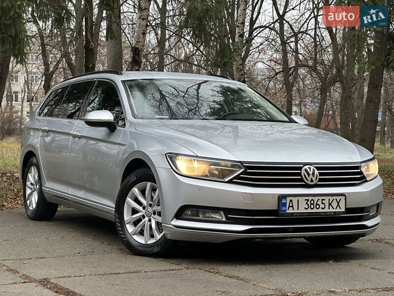 Универсал Volkswagen Passat 2015 в Киеве