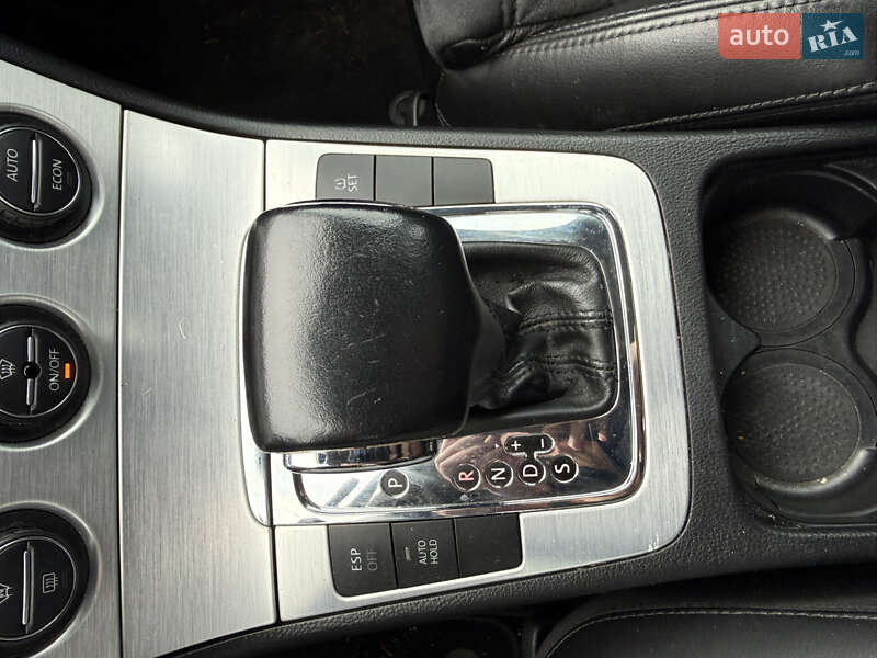 Седан Volkswagen Passat 2007 в Киеве