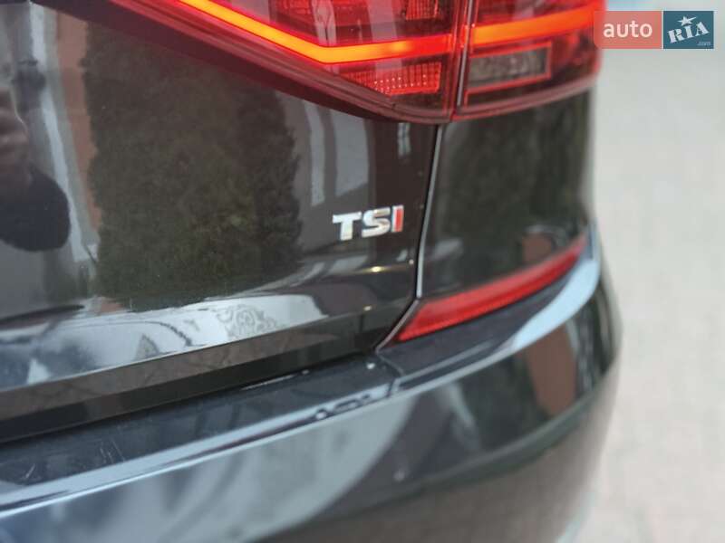 Седан Volkswagen Passat 2017 в Стрые