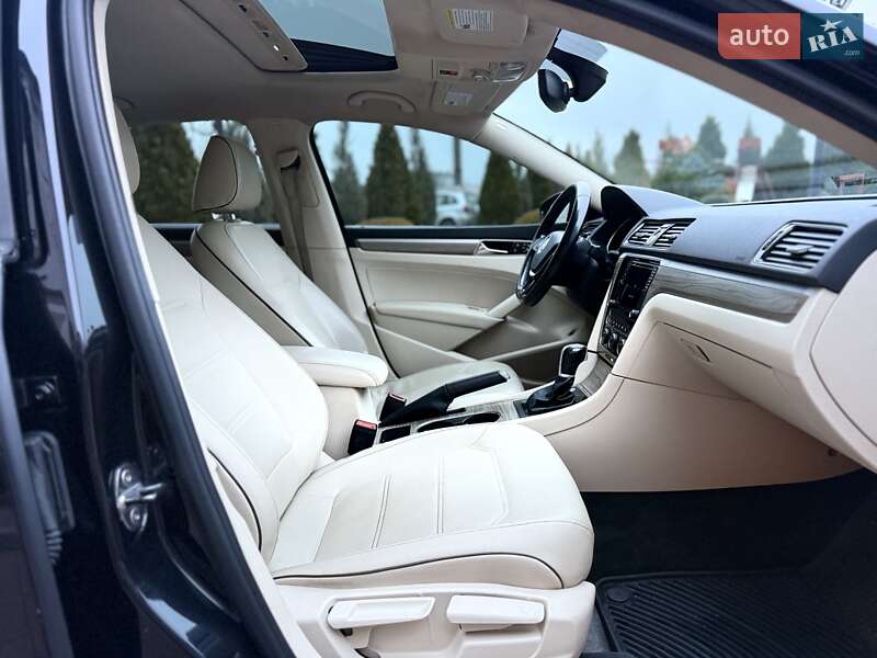 Седан Volkswagen Passat 2017 в Стрые