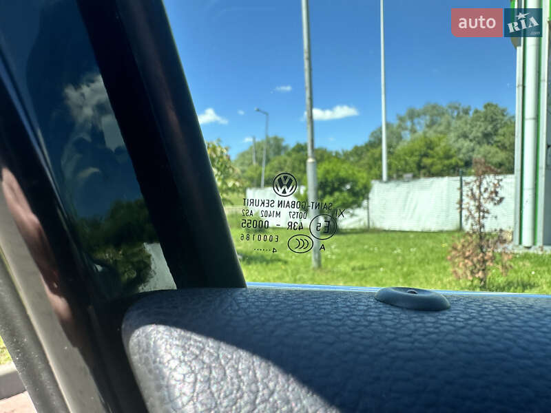 Универсал Volkswagen Passat 2014 в Ивано-Франковске