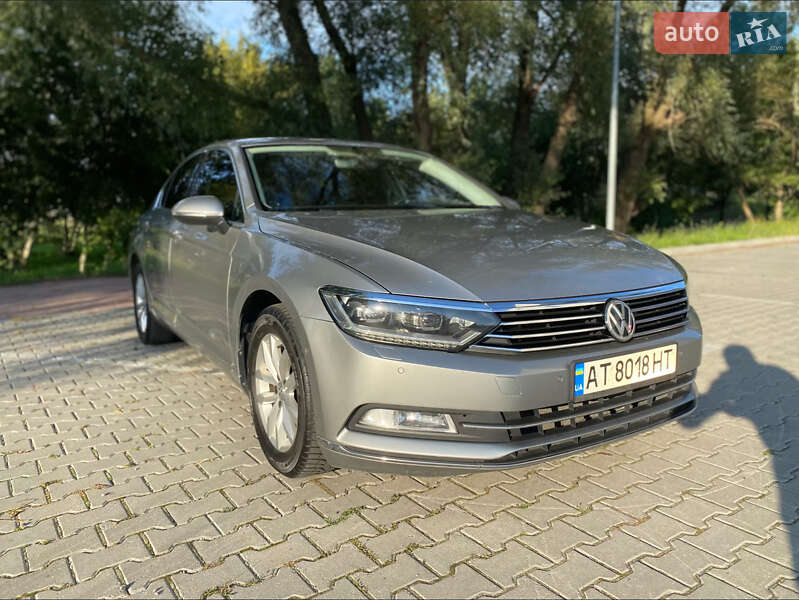 Седан Volkswagen Passat 2016 в Хмельницком