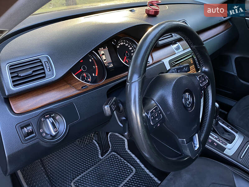 Седан Volkswagen Passat 2014 в Дрогобыче фото 24 Седан Volkswagen Passat 2014 в Дрогобыче