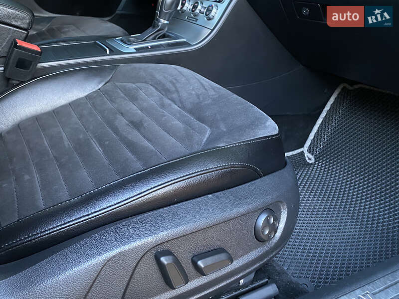 Седан Volkswagen Passat 2014 в Дрогобыче фото 32 Седан Volkswagen Passat 2014 в Дрогобыче