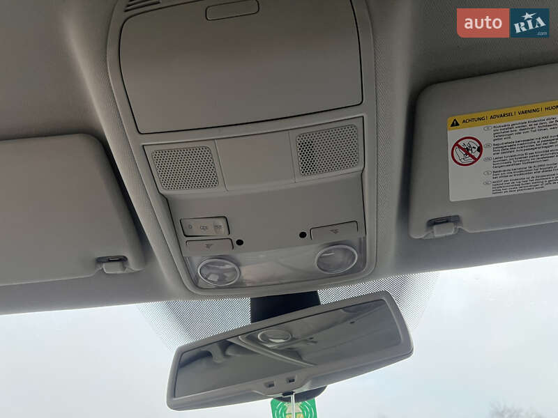 Универсал Volkswagen Passat 2010 в Луцке