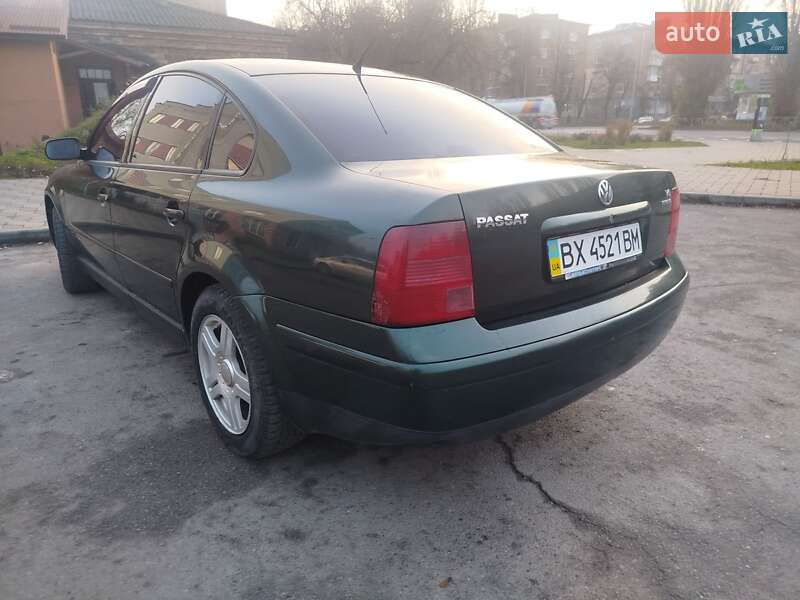 Седан Volkswagen Passat 1998 в Каменец-Подольском