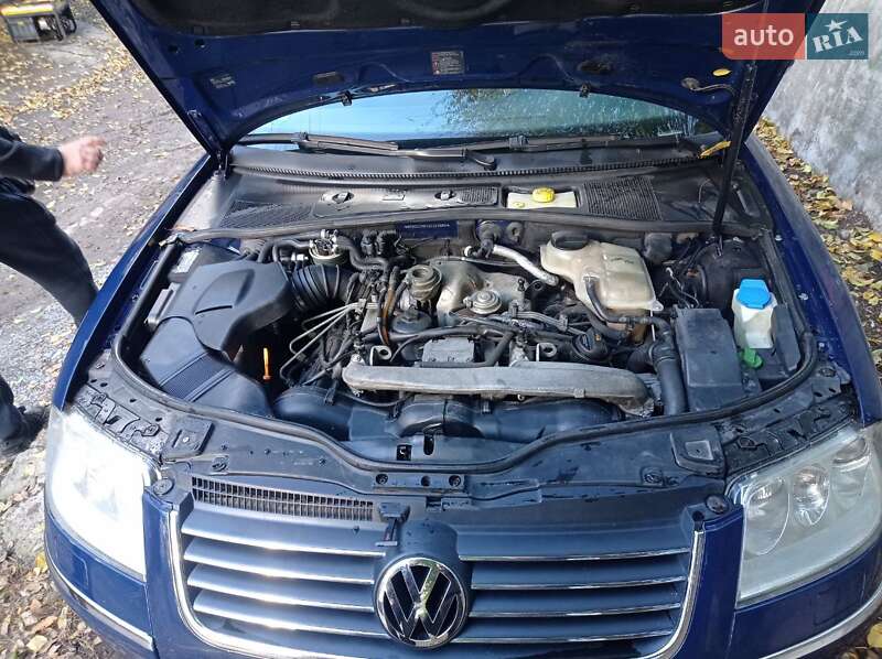 Универсал Volkswagen Passat 2003 в Днепре