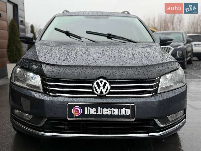 Универсал Volkswagen Passat 2012 в Ровно