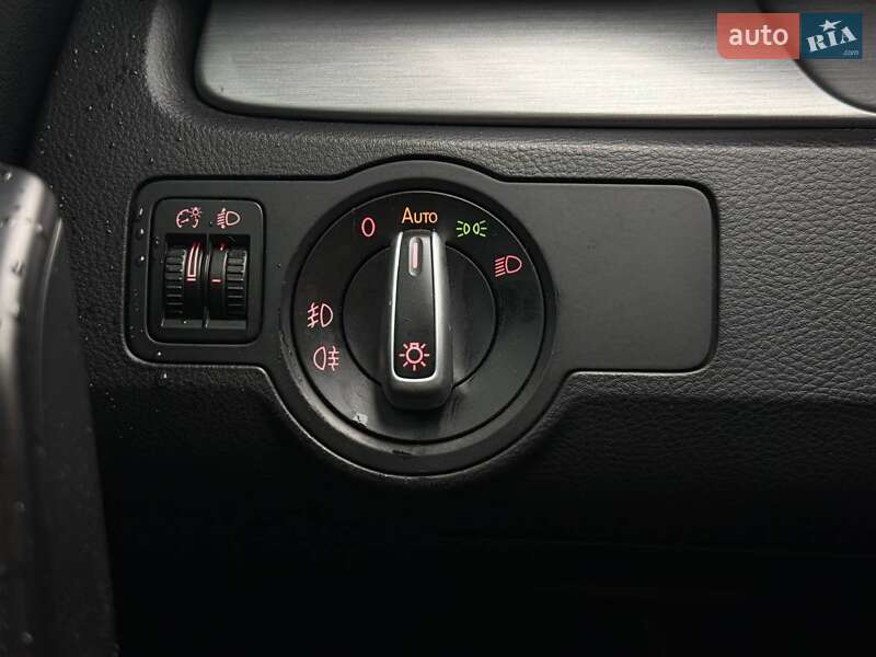 Универсал Volkswagen Passat 2012 в Ровно