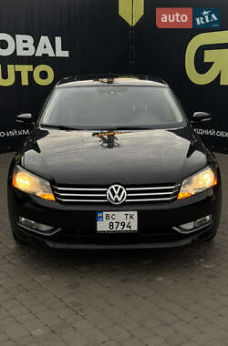 Седан Volkswagen Passat 2013 в Львове