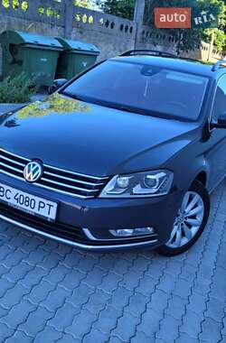 Универсал Volkswagen Passat 2012 в Трускавце