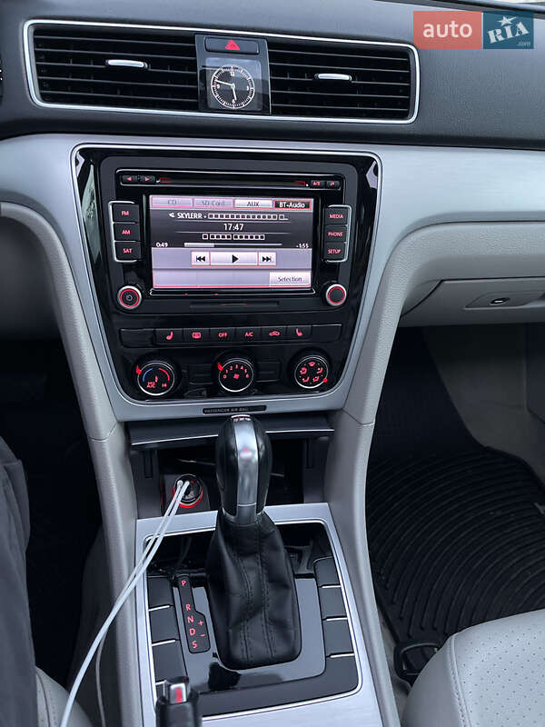 Седан Volkswagen Passat 2012 в Бобринце