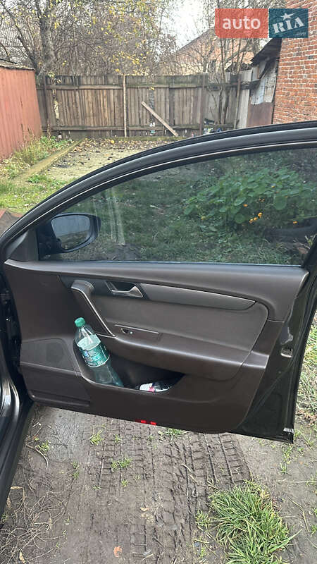 Универсал Volkswagen Passat 2013 в Полтаве фото 16 Универсал Volkswagen Passat 2013 в Полтаве