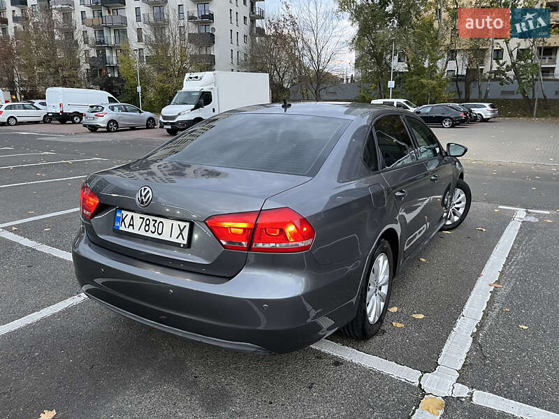 Седан Volkswagen Passat 2012 в Хмельницком
