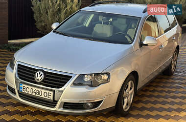 Універсал Volkswagen Passat 2008 в Миколаєві