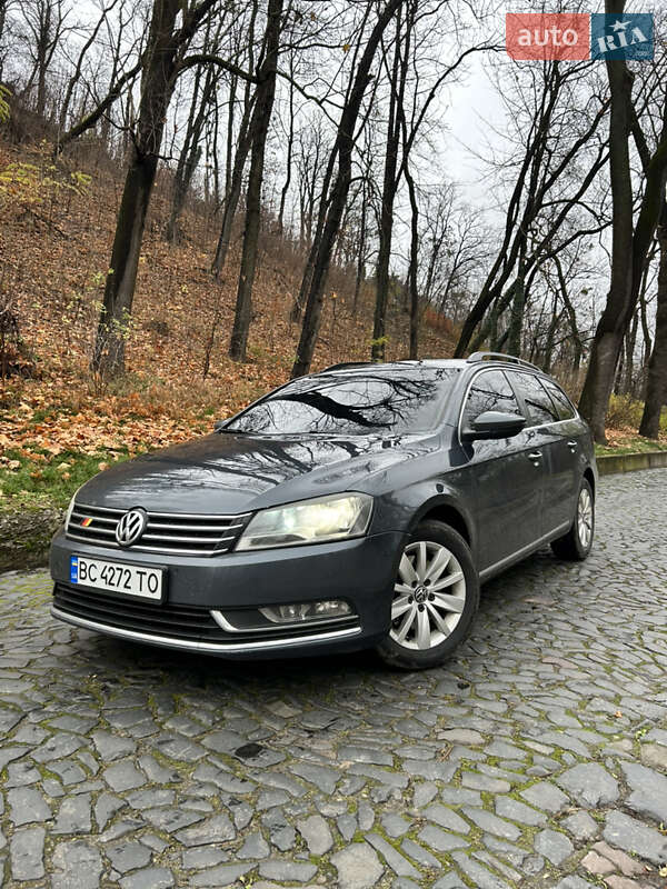 Универсал Volkswagen Passat 2011 в Львове