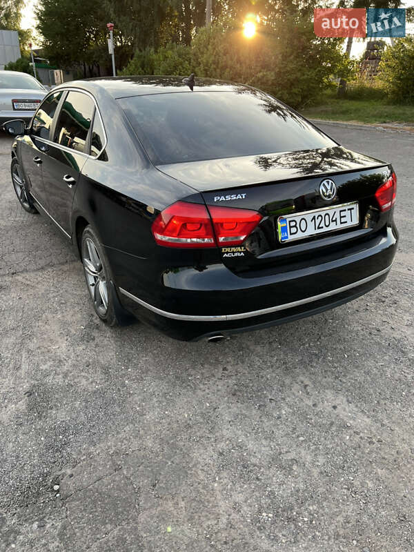 Седан Volkswagen Passat 2015 в Тернополе