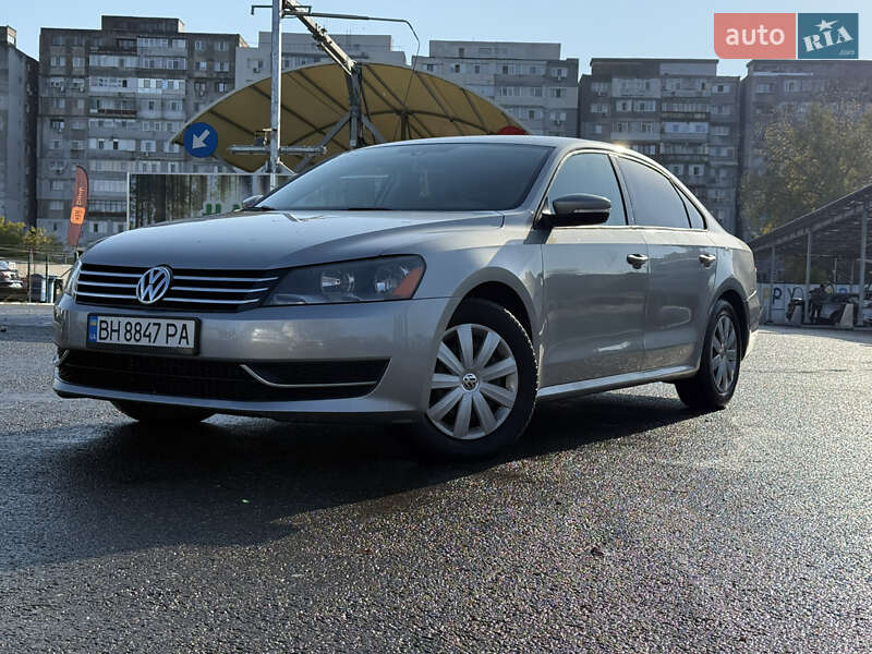 Седан Volkswagen Passat 2012 в Измаиле