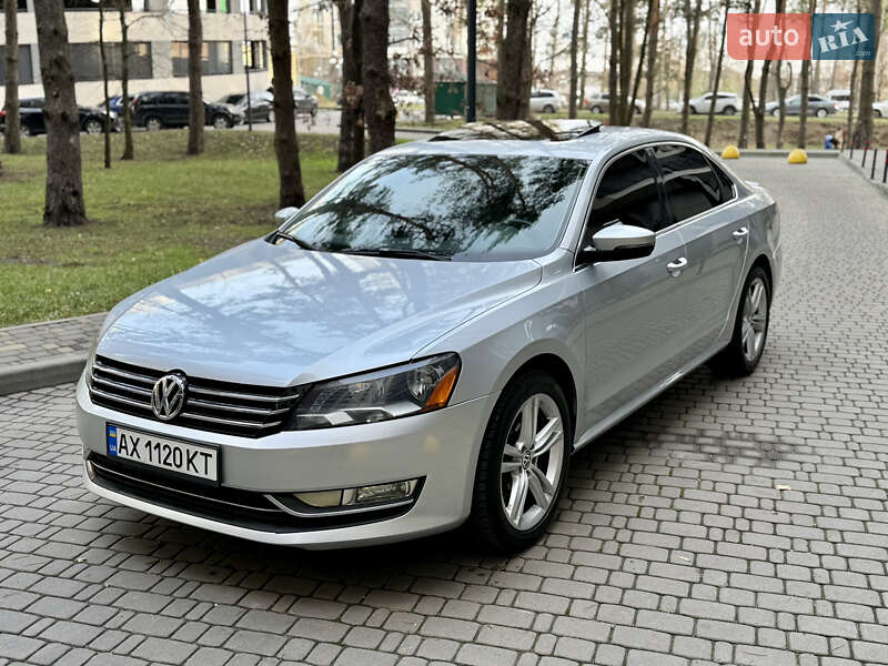 Седан Volkswagen Passat 2014 в Киеве