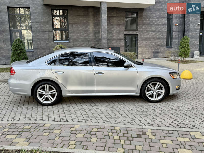 Седан Volkswagen Passat 2014 в Киеве