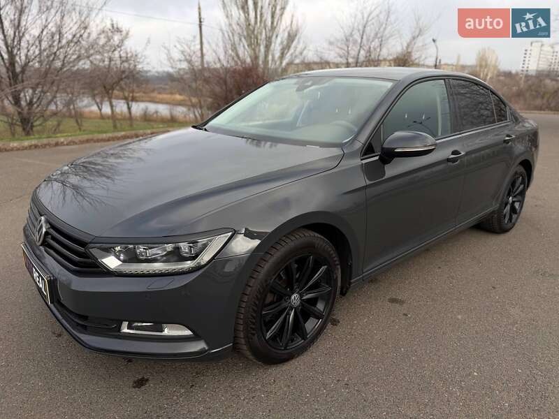 Седан Volkswagen Passat 2015 в Кривом Роге