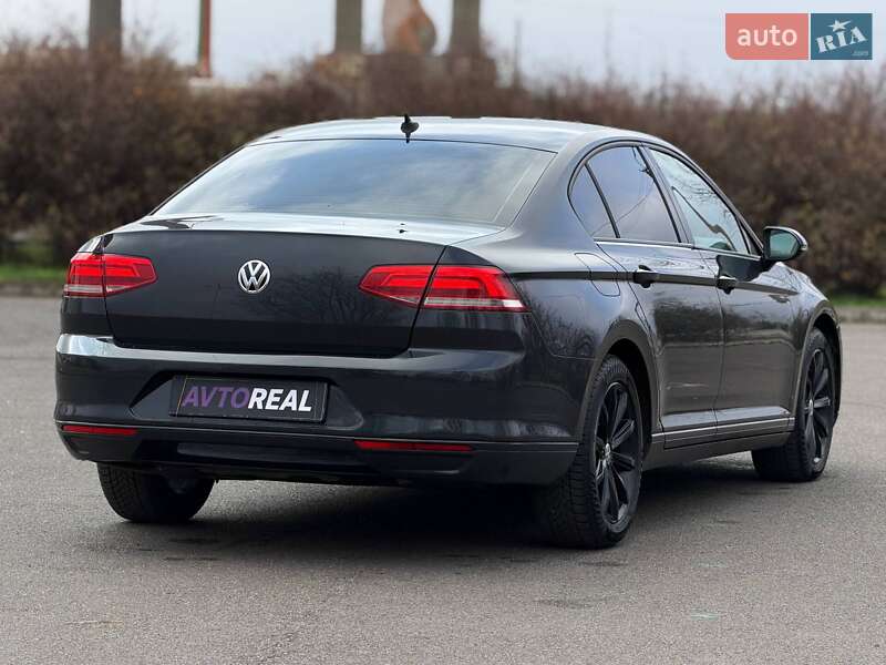 Седан Volkswagen Passat 2015 в Кривом Роге