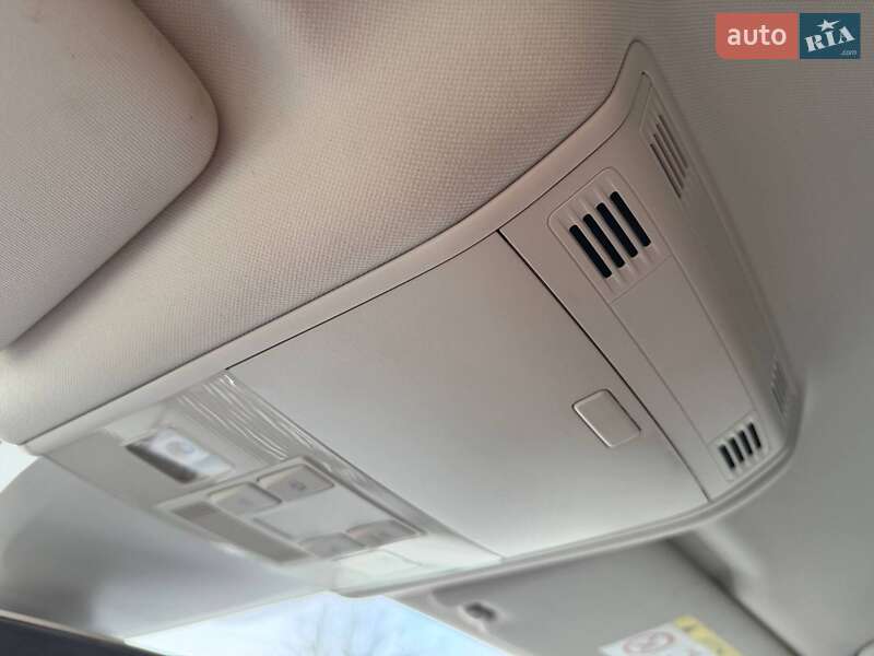 Седан Volkswagen Passat 2015 в Кривом Роге