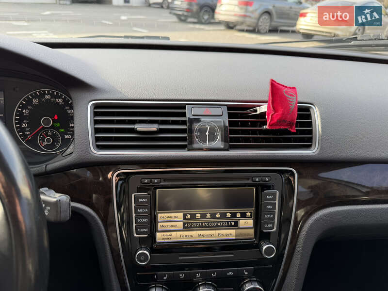 Седан Volkswagen Passat 2014 в Одессе