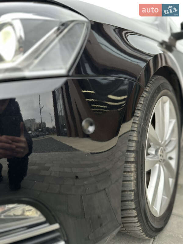 Універсал Volkswagen Passat 2011 в Луцьку