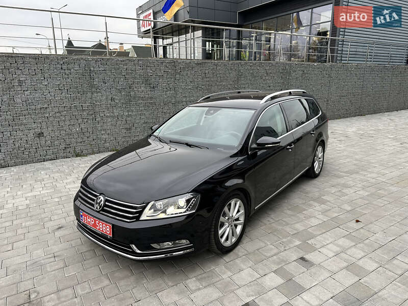 Універсал Volkswagen Passat 2011 в Луцьку