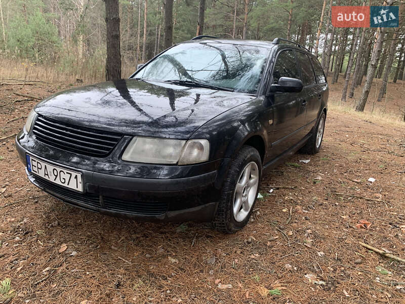 Универсал Volkswagen Passat 1998 в Заречном