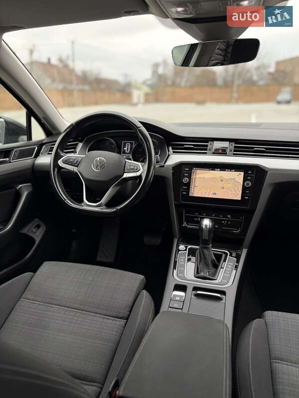 Универсал Volkswagen Passat 2020 в Дубно