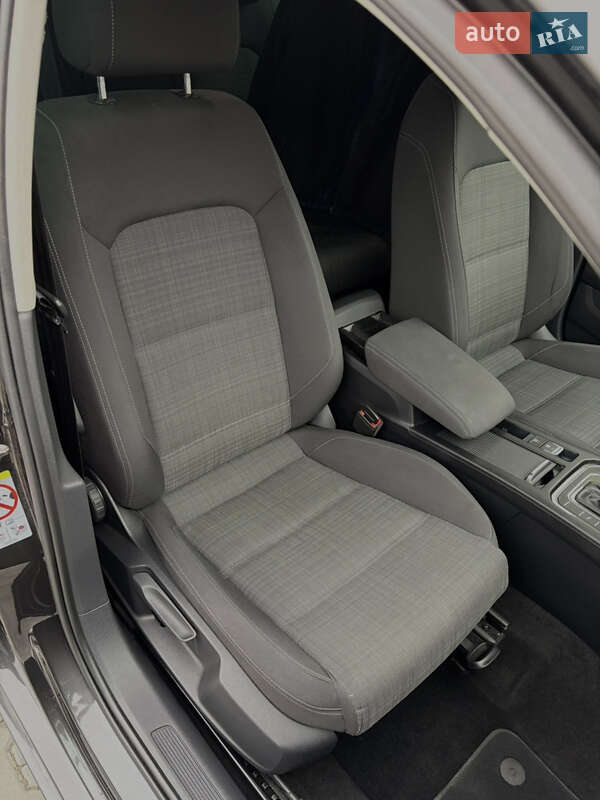 Универсал Volkswagen Passat 2020 в Дубно