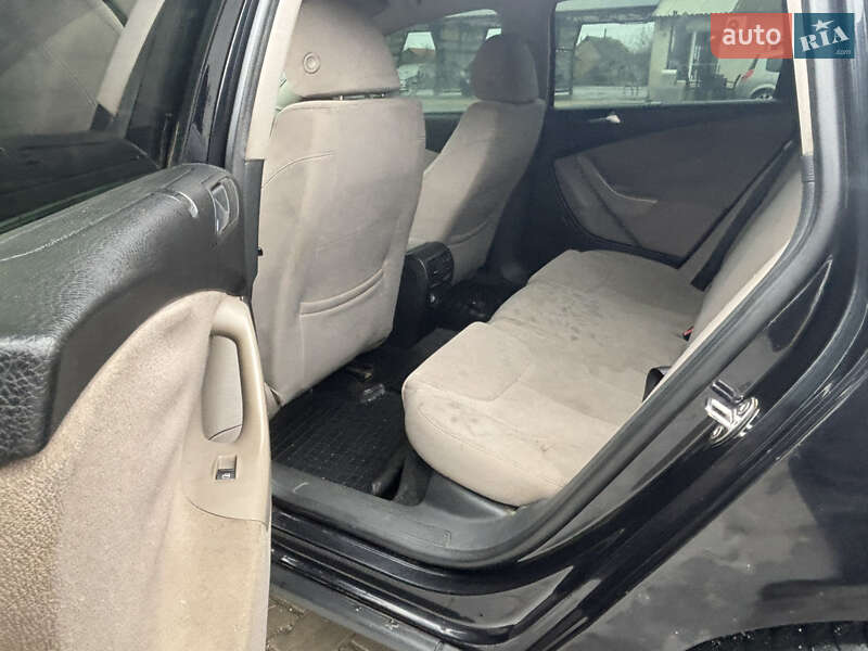 Универсал Volkswagen Passat 2006 в Арцизе