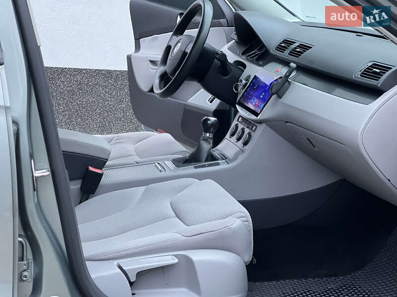 Седан Volkswagen Passat 2006 в Тернополе
