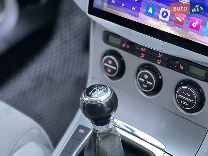 Седан Volkswagen Passat 2006 в Тернополе