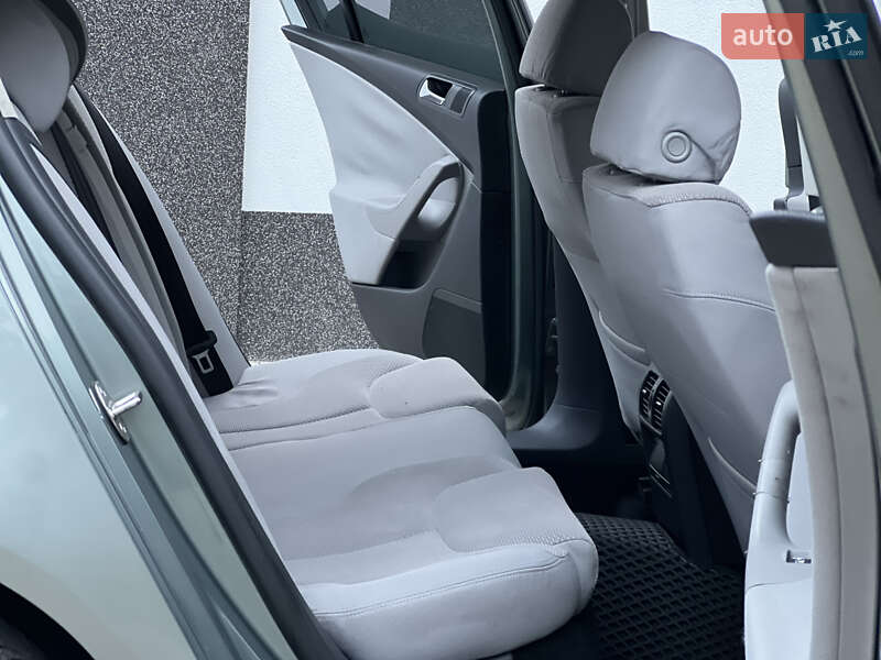 Седан Volkswagen Passat 2006 в Тернополе