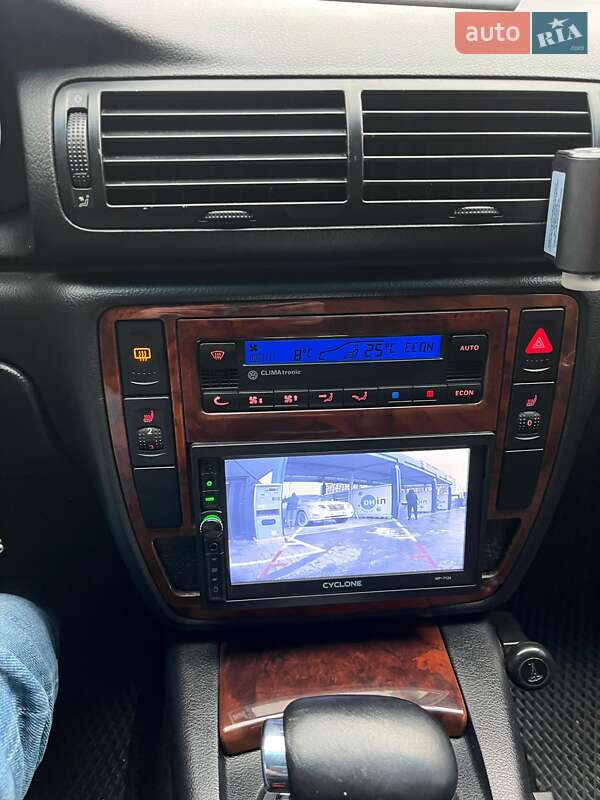 Седан Volkswagen Passat 2001 в Вишневом